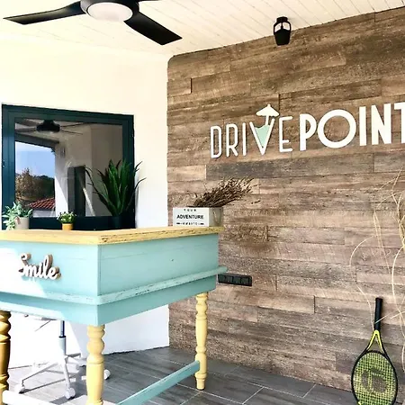 Drive Point Hotel 3*