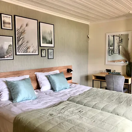 Drive Point Hotel 3*