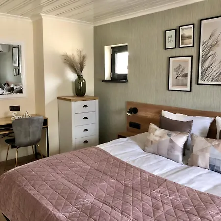 Hotel Drive Point 3*