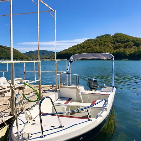 ホテル Drive Point Asparukhovo