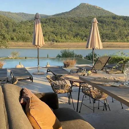 Drive Point Hotel 3*