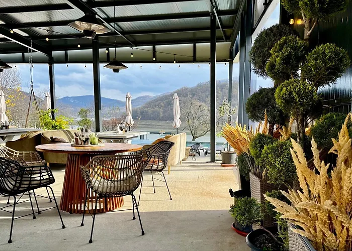 Hotel Drive Point 3*